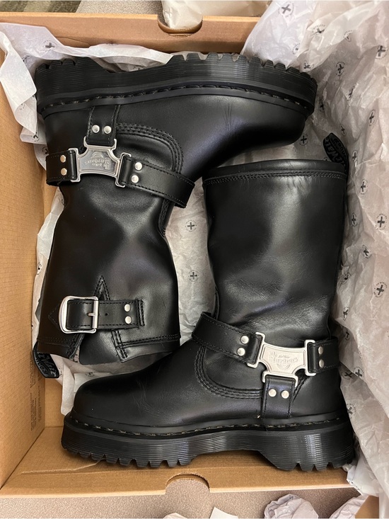 Dr. Martens Shoes - Dr.Martens Anistone HI Boots